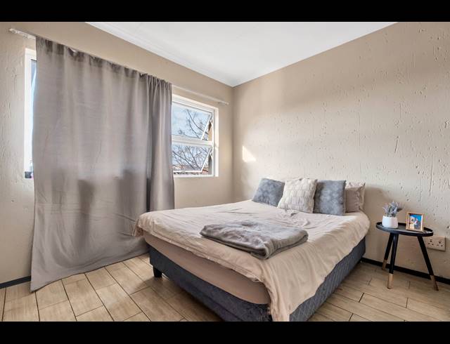 1 BEDROOM APARTMENT FOR SALE IN FERNDALE